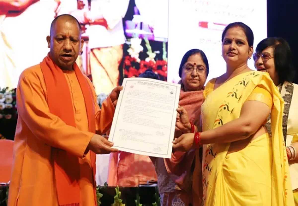 यूपी में पिछले सात साल में आंगनवाड़ी केंद्रों की संख्या दोगुनी हुई : योगी यूपी में पिछले सात साल में आंगनवाड़ी केंद्रों की संख्या दोगुनी हुई : योगी